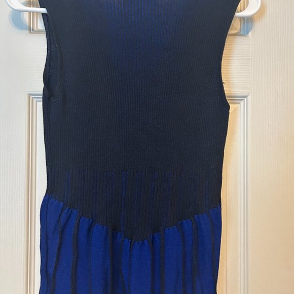 Jones Comp - Picture 3 of 4